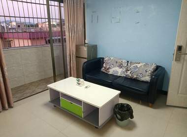 长湴东路71号 1室1厅1卫