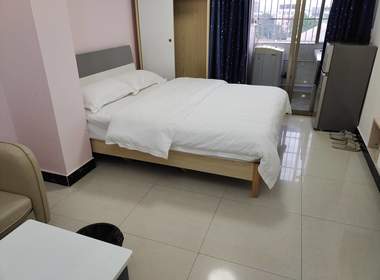 长湴东路71号 1室0厅1卫