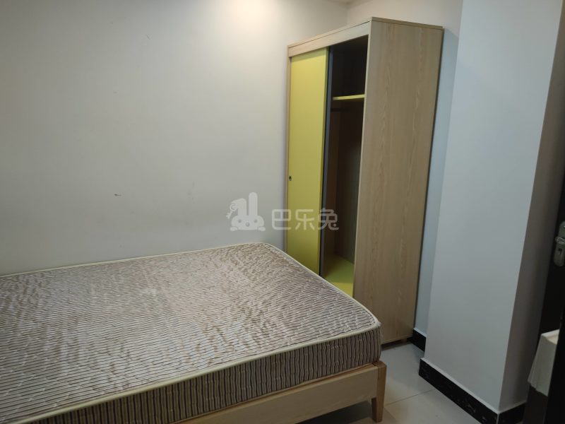 长湴东路71号8167926卧室图2