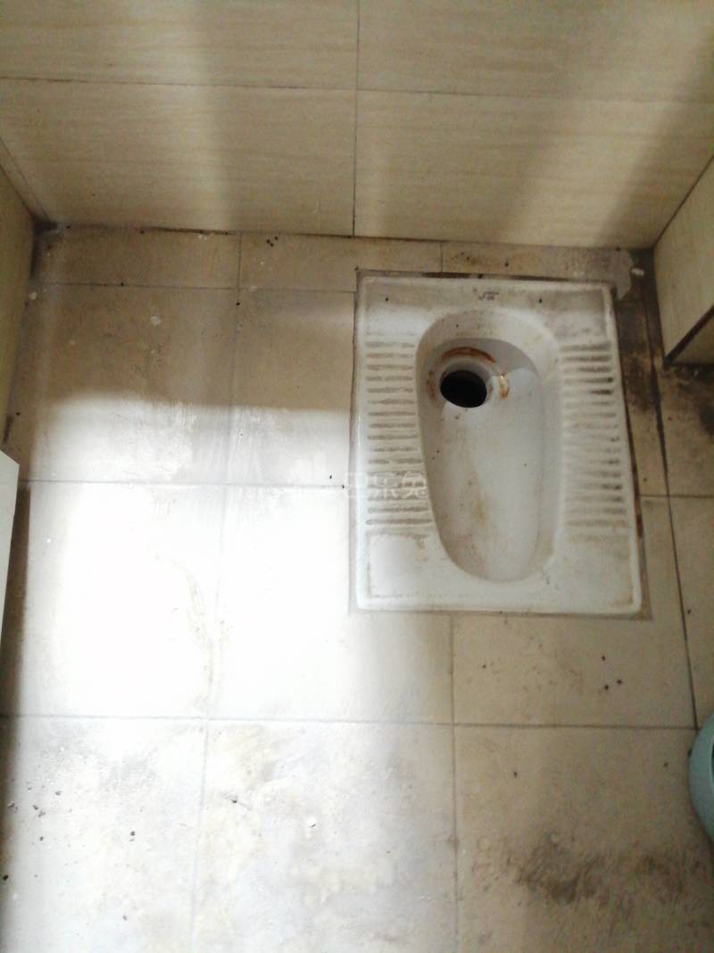 毓桂大街北三巷12号8178476卫生间图9