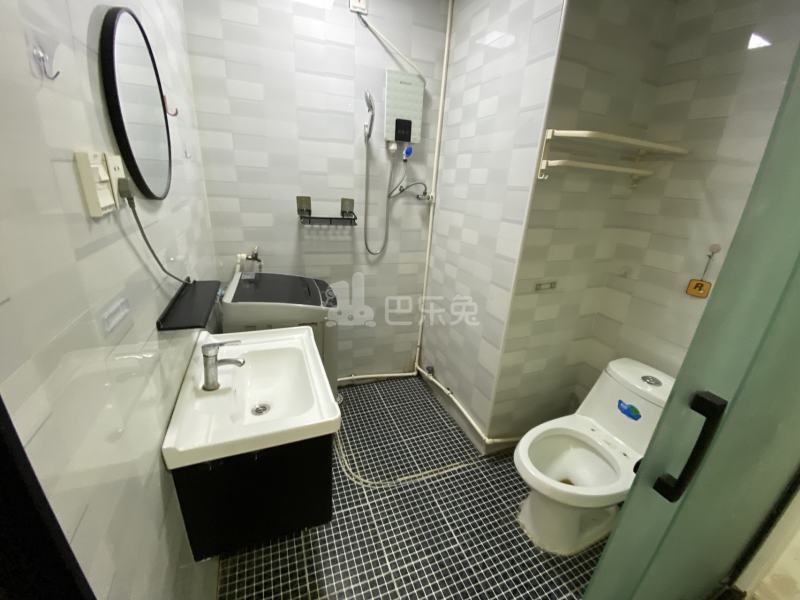 领峰国际（天工国际大厦）8181471卫生间图7