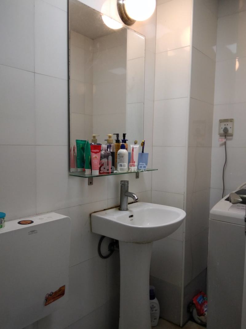 融创瑷颐湾8184205卫生间图13