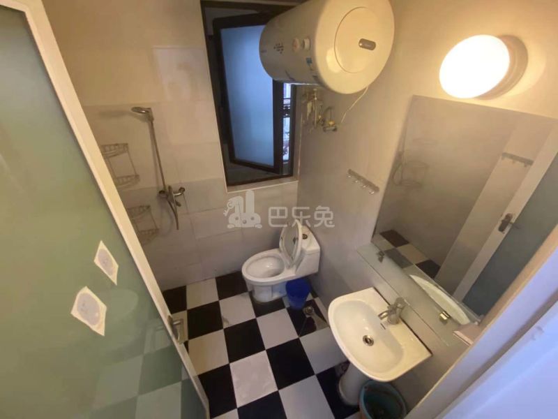 融创瑷颐湾8184205卫生间图9