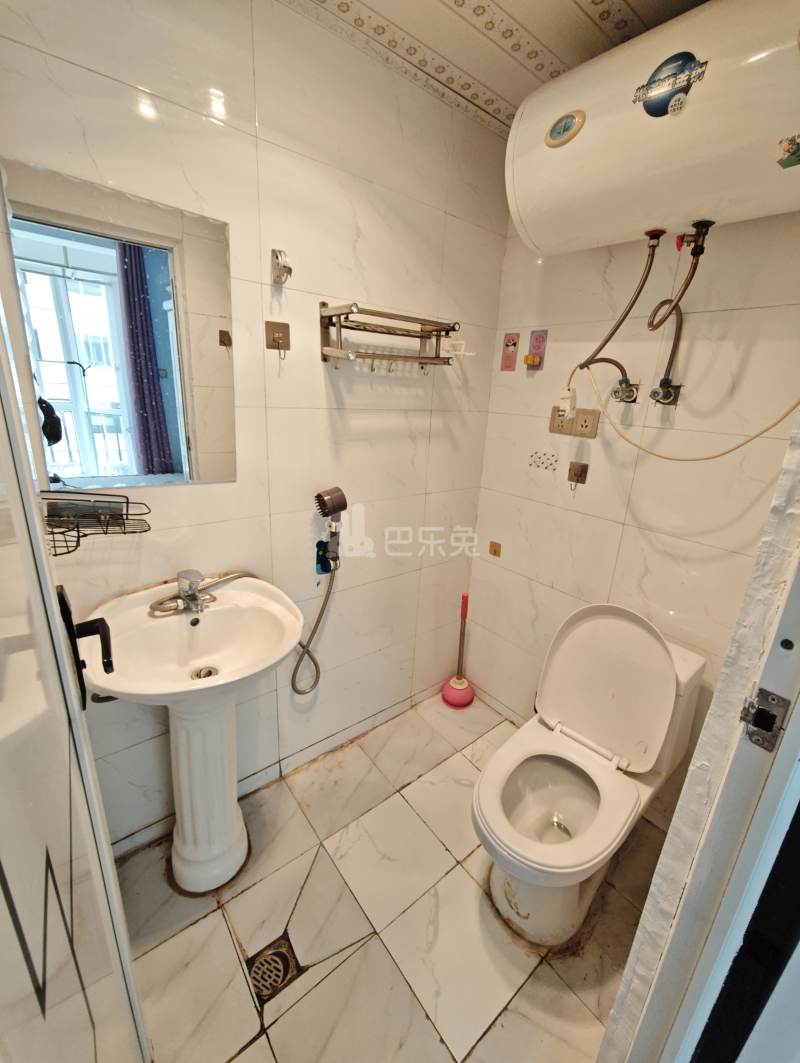 花溪畔居8184460卫生间图6