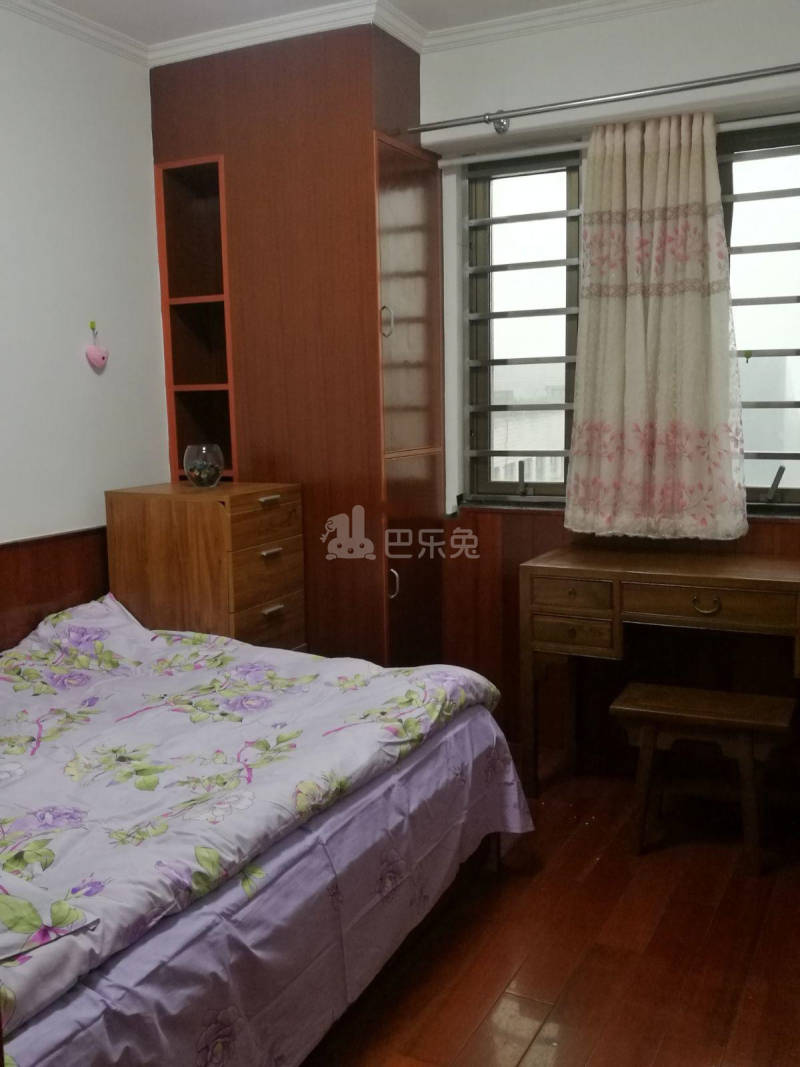 万和尊邸8184994卧室图0