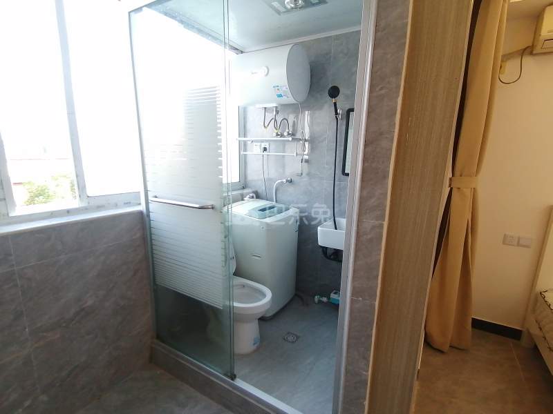 金桥和苑818957卧室图8