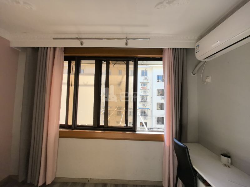 翔华新村8192717卧室窗户图11