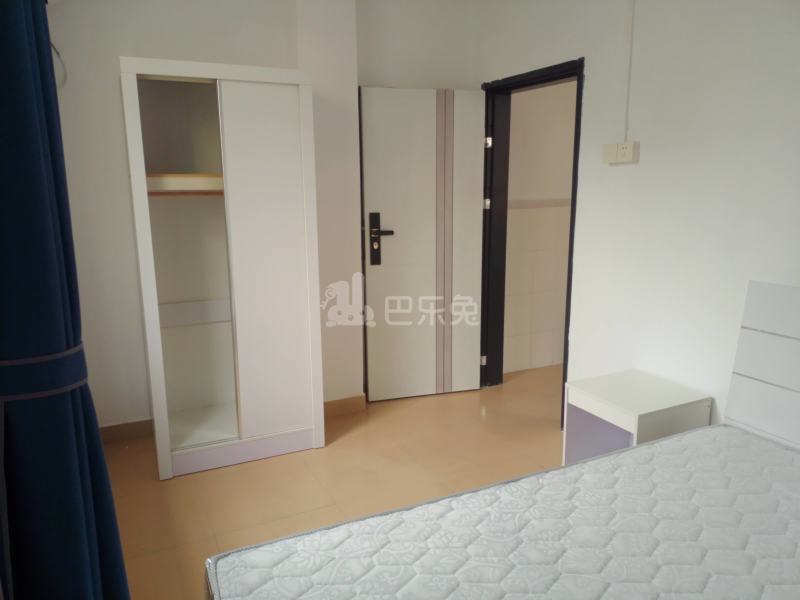 南约大街11号8198351卧室图1