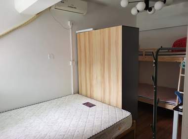 世纪广场西座 3室2厅2卫