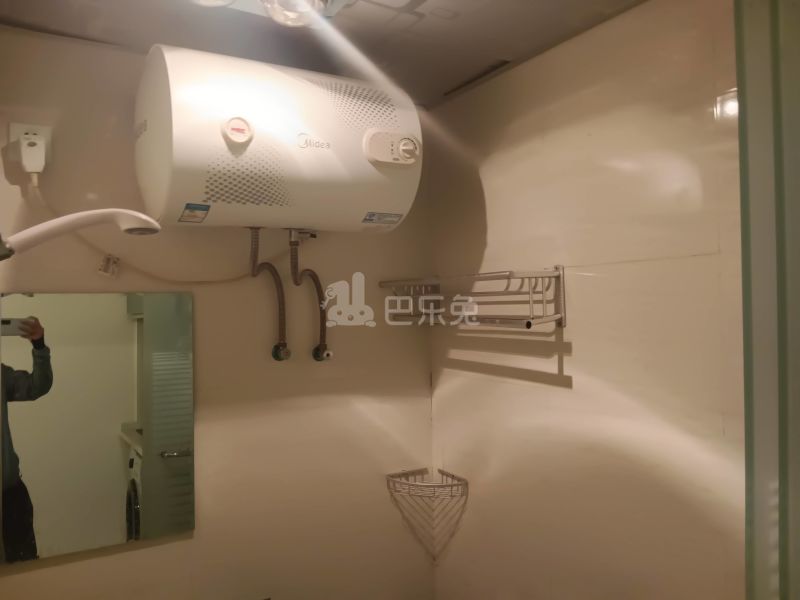 新市南路517号8235309卫生间图9