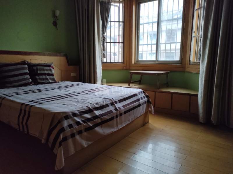 绿茵园小区8236289卧室图4