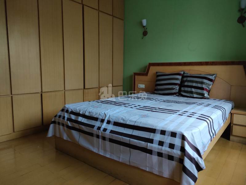 绿茵园小区8236289卧室图5