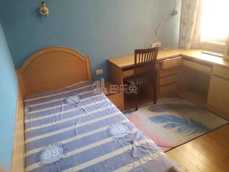 绿茵园小区8236301卧室图1