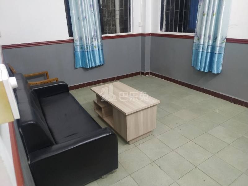 瑶台向阳大街十一巷18号之一8242128客厅图4