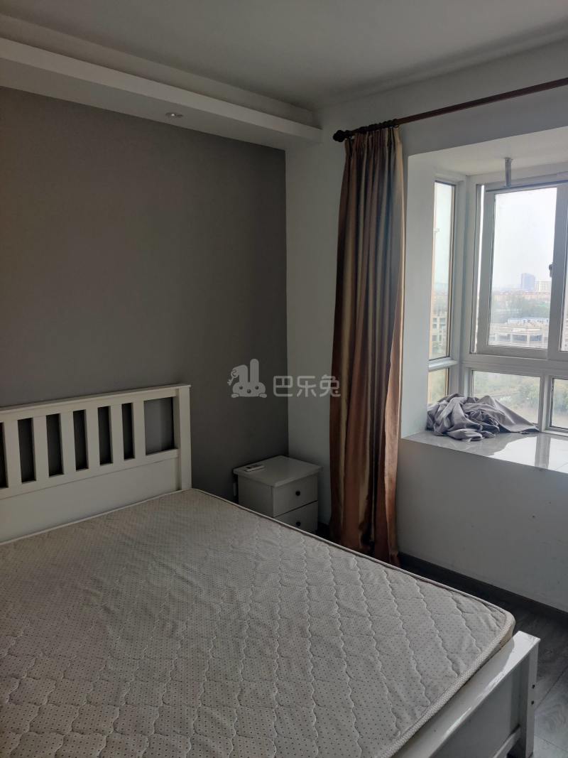 新月鸿锦苑2期西区8246605卧室图0