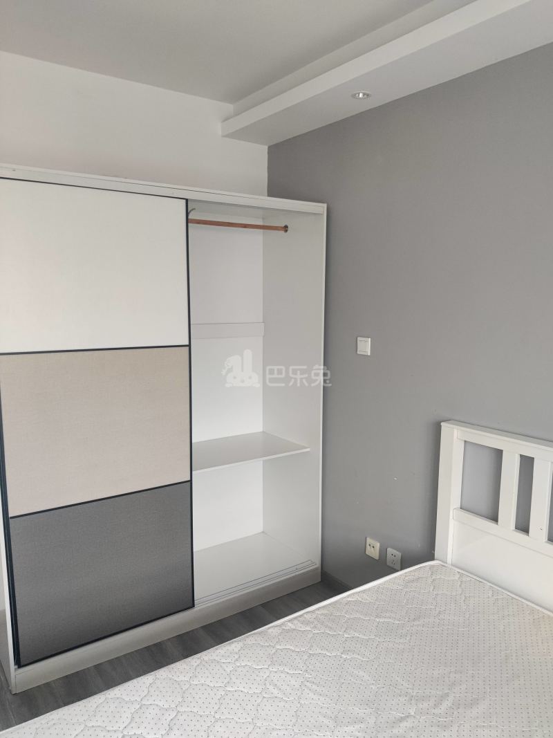 新月鸿锦苑2期西区8246605卧室图1