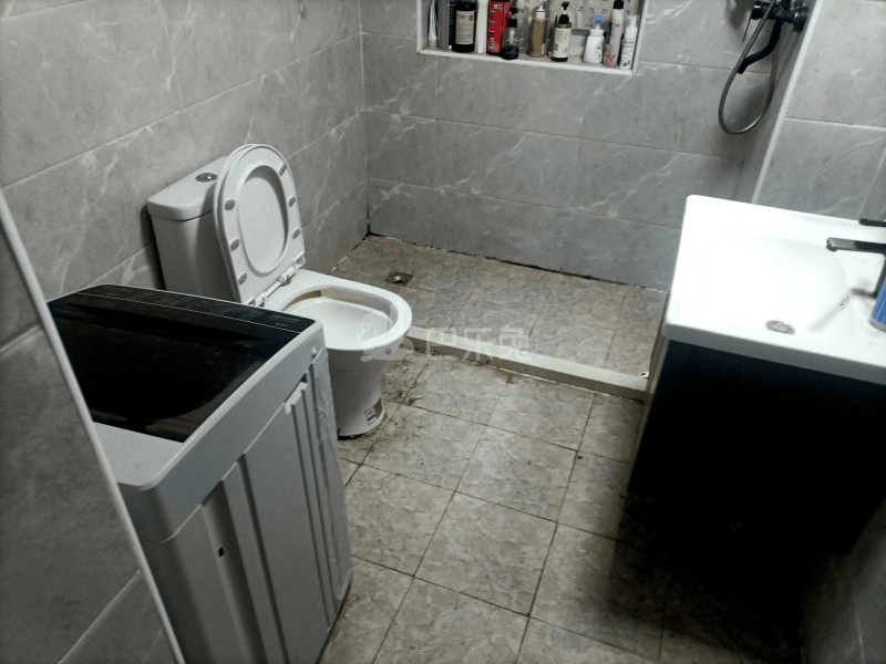 瑞嘉苑8246662卫生间图12