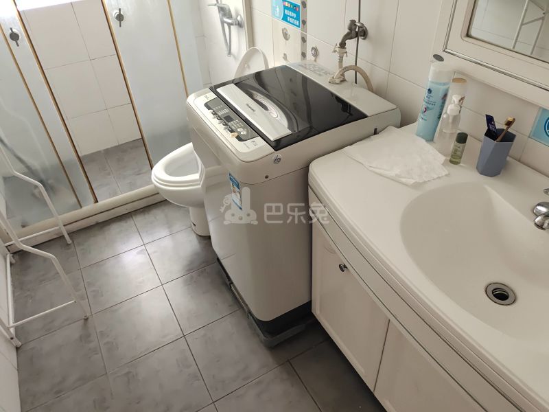 泰和花园西区8247694卫生间图10