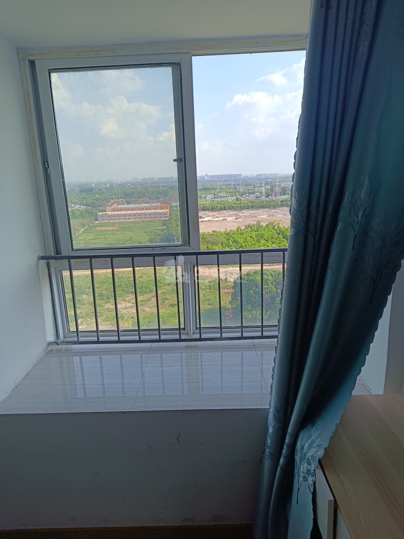 星临雅苑8278524卧室窗户图9