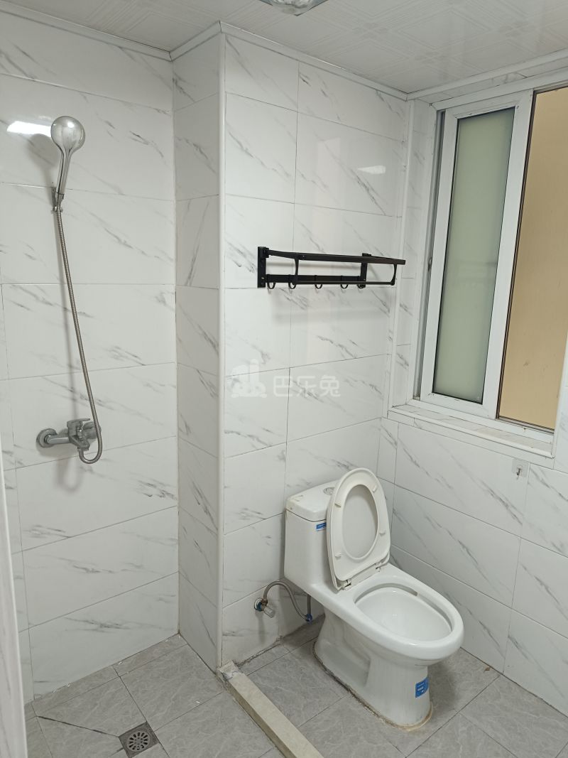 星临雅苑8278524卫生间图8