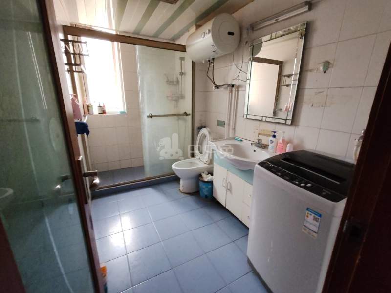 黄兴绿园西区8297431卫生间图12