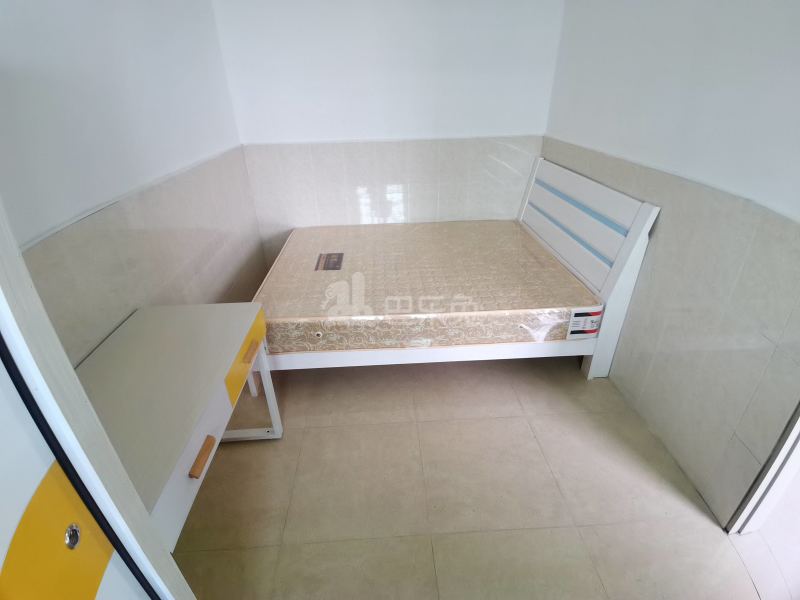 南村长塘里11号8312347卧室图3