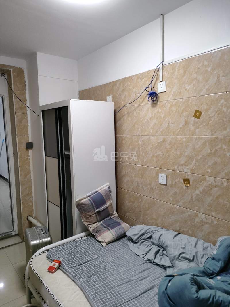 滨兴家园8325292卧室图1