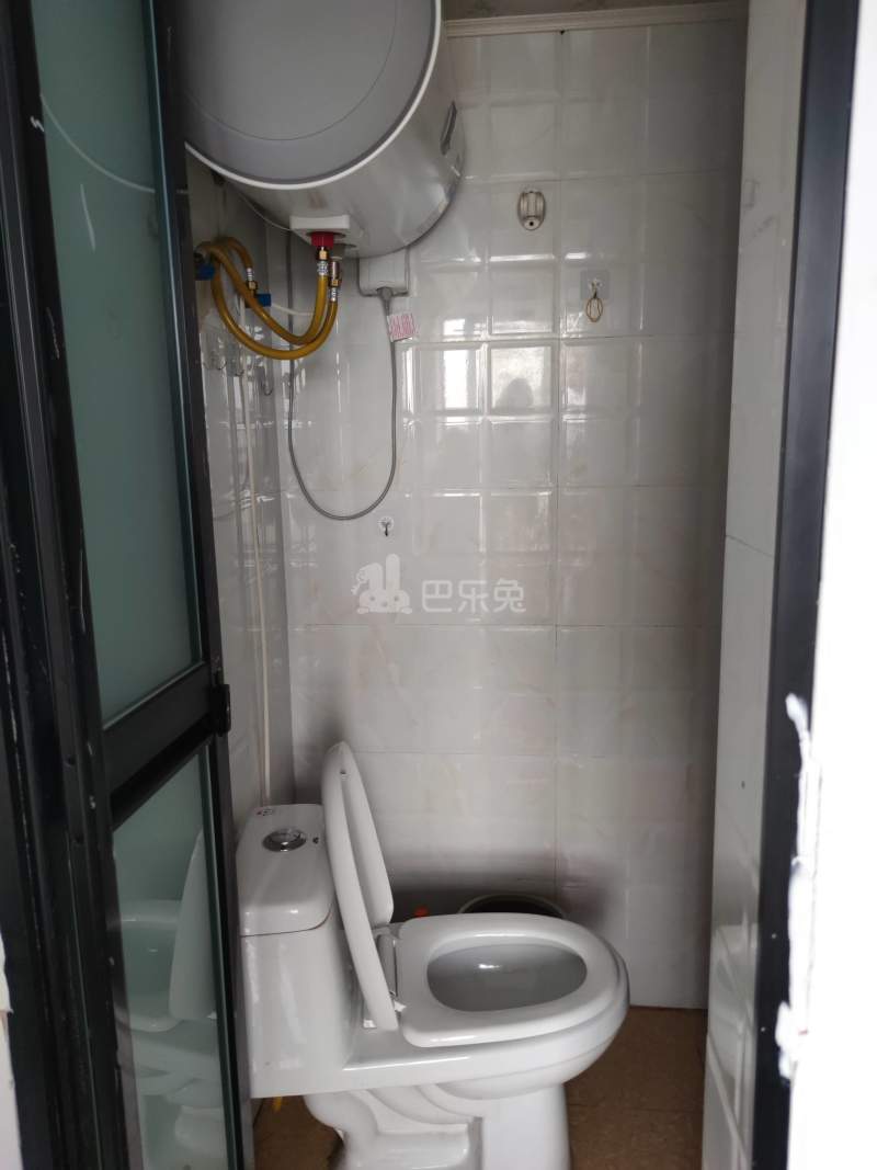 滨兴家园8325294卫生间图5