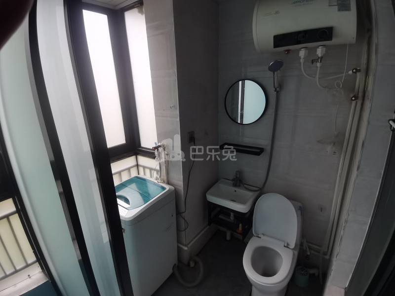 东海水景城领翔阁8330556卫生间图7