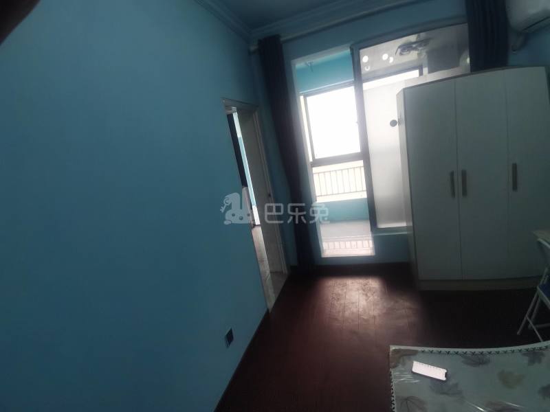 东海水景城领翔阁8330556卧室图3