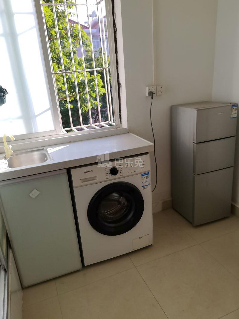 天河花园8346534卧室图2