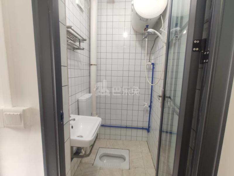 棠景街道棠溪村四马通津路16号8347905卫生间图5