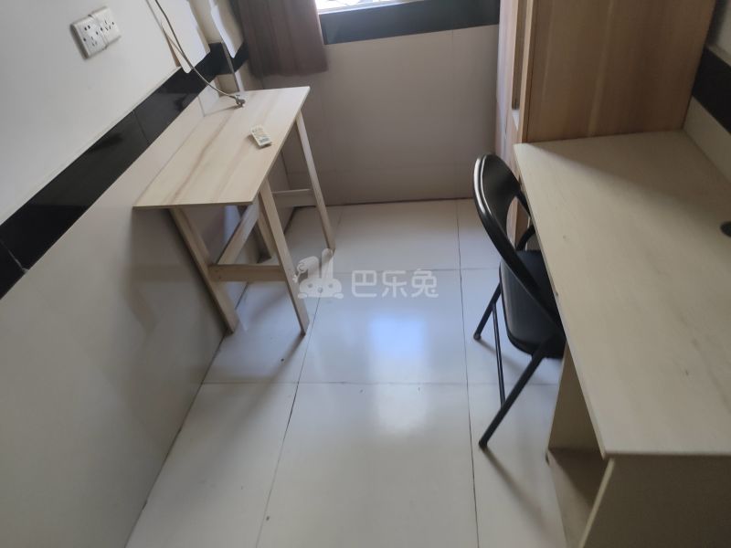 骆家庄西苑1区8351581客厅图4