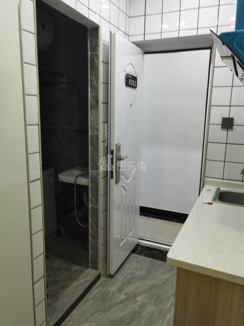 吕三村陶家宅（民房）8357587卧室图3