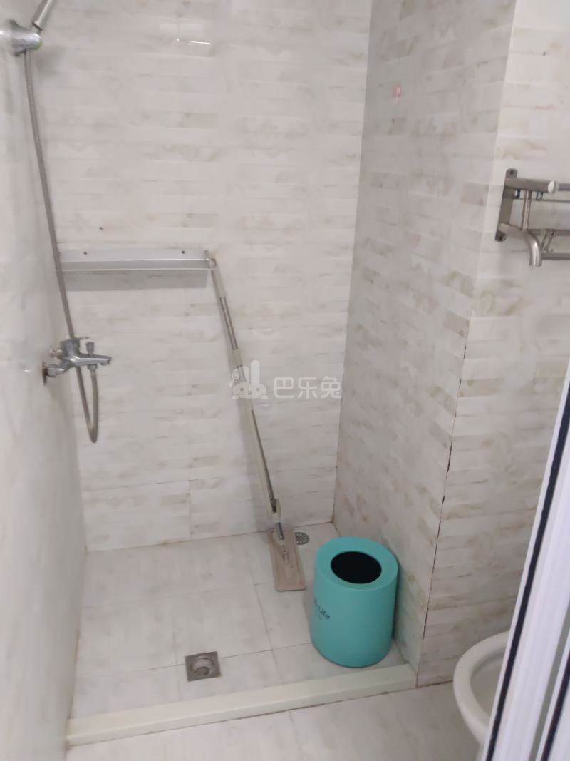 领峰国际（天工国际大厦）8359806卫生间图6