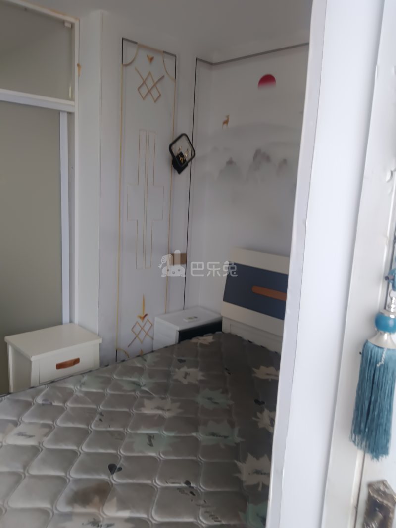 领峰国际（天工国际大厦）8359806卧室图2