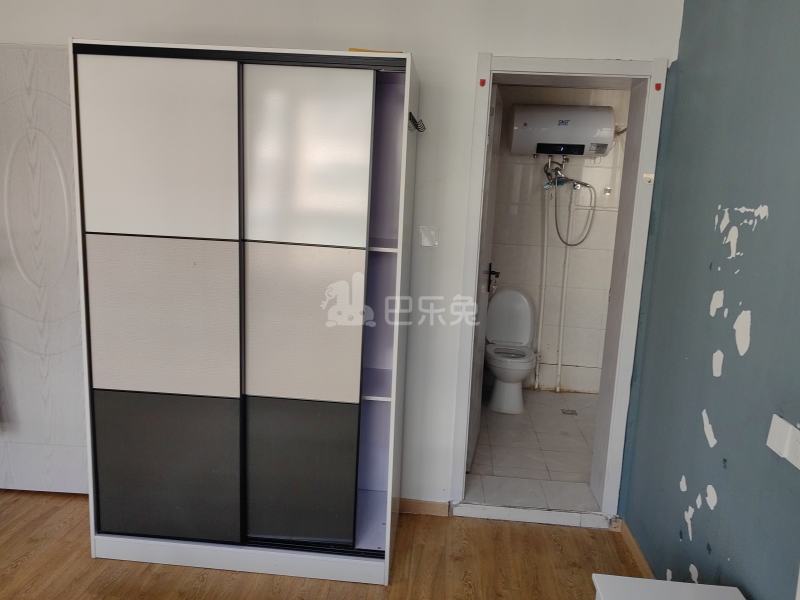 杨泰春城8367243卧室图3