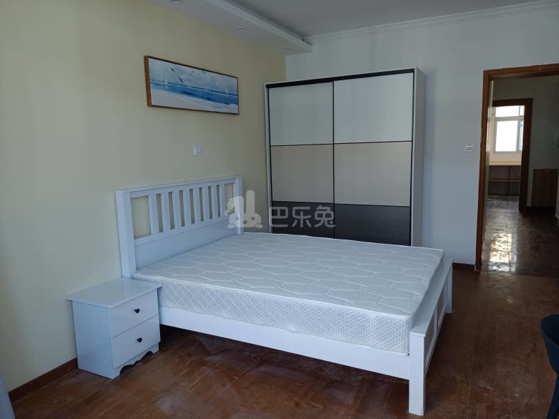 潼港八村8376527卧室图2