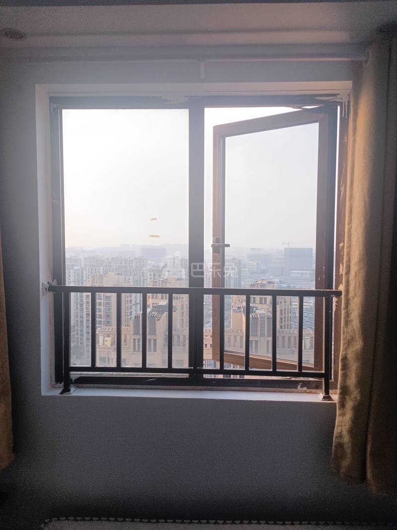 赞成檀府8376943卧室窗户图8