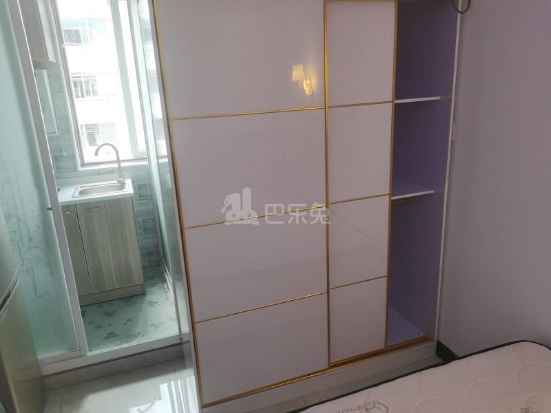 豪世盛地8393537卧室图2