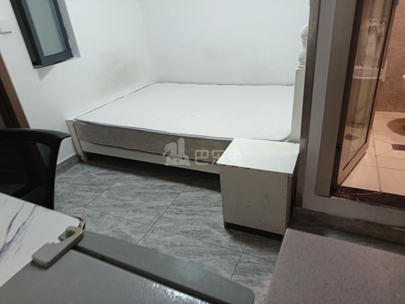 新翔公寓8398812卧室图3