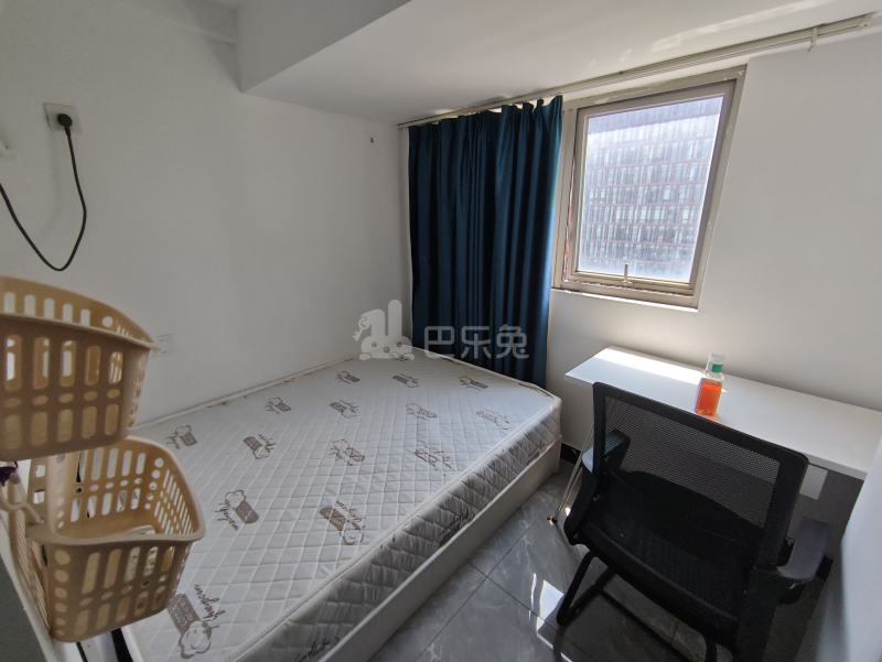 黄兴路1818号8401091卧室图1