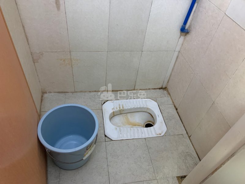 横滘村五约四巷3号8405420卫生间图10