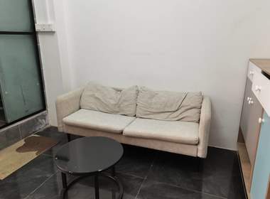 平安公寓（富山路一街61号之2） 2室1厅1卫