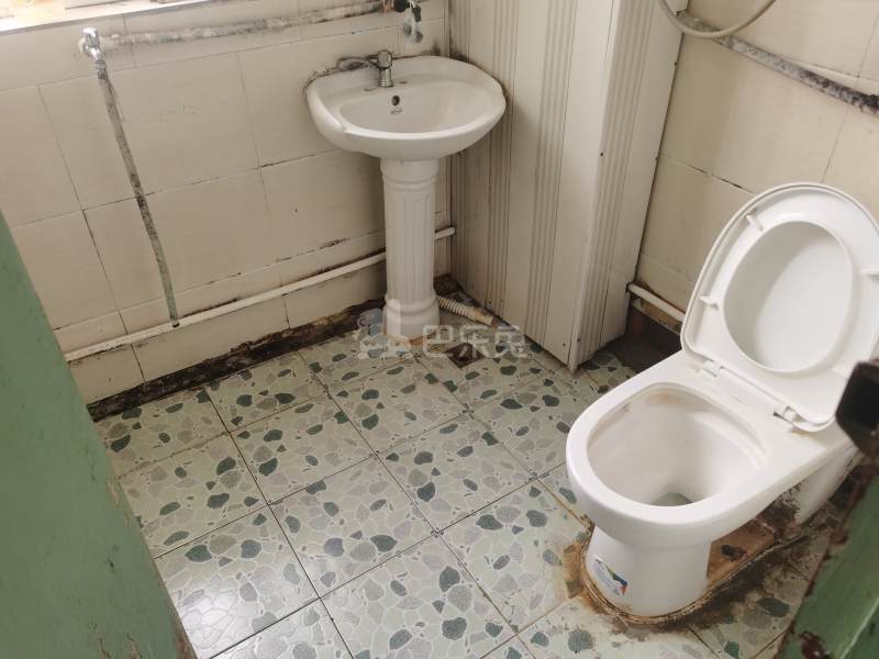 屹立家园842797卫生间图6