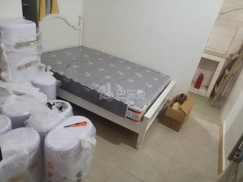 程界西石源大街二巷13号8436252卧室图1