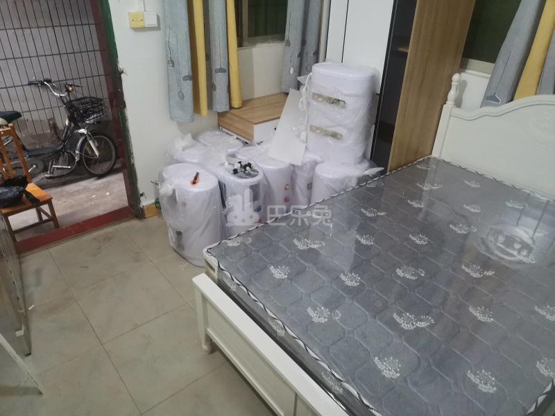 程界西石源大街二巷13号8436252卧室图5