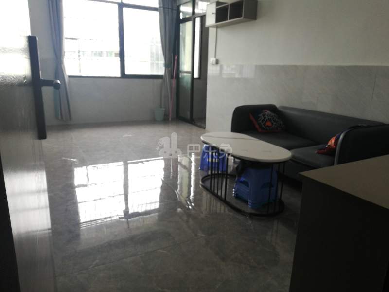 沙东街天平架三巷11号之一8438710客厅图5