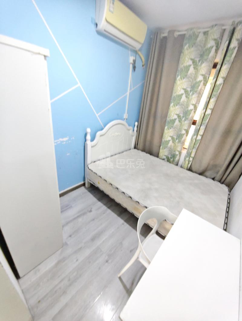 象屿都城怡园8438873卧室图4