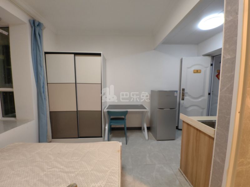 和龙新苑8439282卧室图4